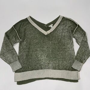Sundance Samantha V-neck Green Sweater